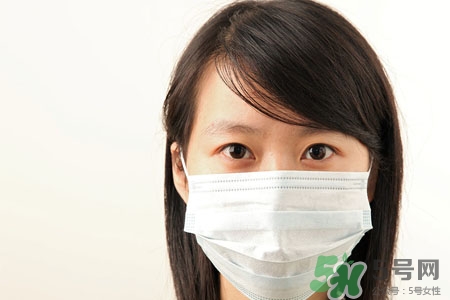 口臭會(huì)遺傳給孩子嗎？口臭會(huì)傳染給孩子嗎？