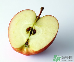切開的蘋果為什么會(huì)變色？切開的蘋果怎樣才不變色？