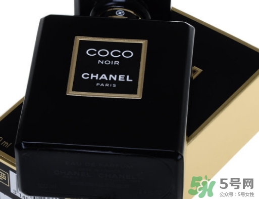 香奈兒黑coco香水和白coco香水哪個好？香奈兒黑可可和白可可選擇