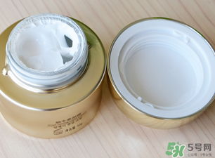藍(lán)秀素顏霜怎么用？藍(lán)秀素顏霜使用方法