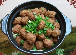 一顆肉丸子的熱量是多少？哪種做法的肉丸子熱量最低？