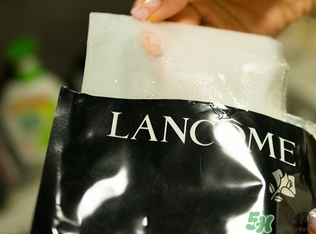 蘭蔻小黑瓶精華面膜怎么用？蘭蔻精華肌底面膜用法
