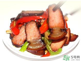 腌肉長(zhǎng)蛆還能吃嗎？腌肉長(zhǎng)蛆的原因