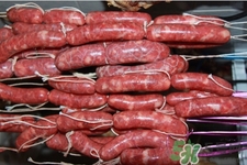 灌香腸的腸衣是濕的可以嗎？腸衣用干的好還是濕的好？