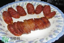臘腸炒之前怎么處理？臘腸怎么清洗？