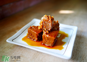 豆腐乳長白毛能吃嗎？豆腐乳長白毛怎么回事？