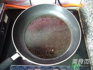 肉丸子可以用面粉嗎？肉丸子用什么粉？