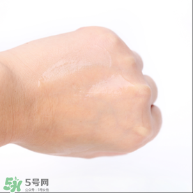 isoi玫瑰精華好用嗎？伊所愛玫瑰精華怎么樣？