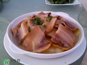 腌肉放什么酒？腌肉為什么要放酒？