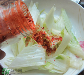 腌白菜放多少鹽？腌白菜放鹽比例