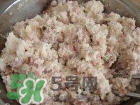 做藕丸子要放多少鹽？一斤藕做藕圓子放多少鹽合適？