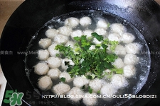 魚丸用什么粉？魚丸用面粉還是淀粉？