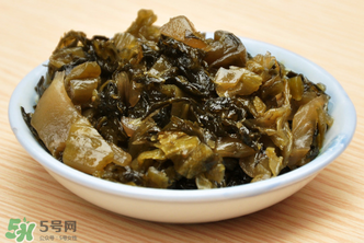 腌酸菜多長(zhǎng)時(shí)間能吃？酸菜腌制多長(zhǎng)時(shí)間可以吃？