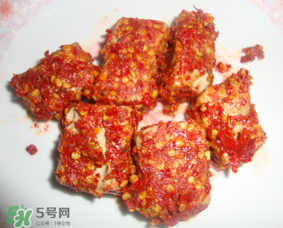 霉豆腐長紅霉還能吃嗎？霉豆腐為什么會長紅霉？