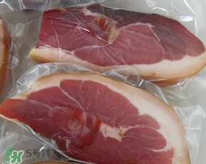 生粉腌肉怎么弄？生粉腌肉要加水嗎？