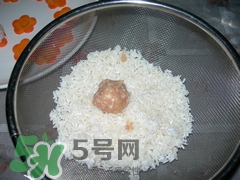 珍珠丸子蒸多長時間？珍珠丸子要蒸多久？