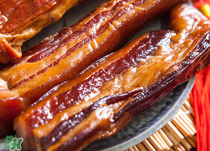 臘肉放冷藏還是冷凍？臘肉冷凍可以保存多久？