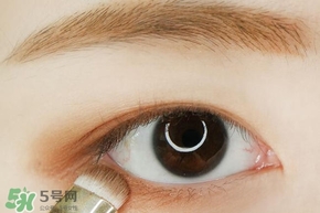 李圣經(jīng)妝容怎么化？李圣經(jīng)仿妝教程