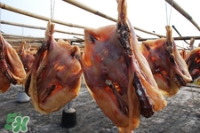 腌鴨肉放多少鹽合適？腌一斤臘鴨要給多少鹽？