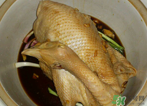 腌雞肉用什么調(diào)料？雞肉用什么腌制？