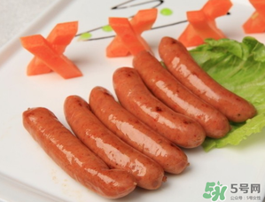 香腸過期了還能吃嗎？香腸過期一個月能吃嗎？