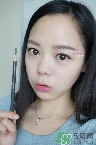 2017年流行什么眉型？2017年最流行眉毛介紹
