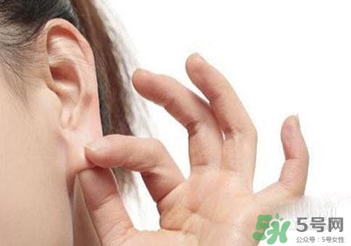 冬天耳朵長(zhǎng)凍瘡怎么辦？怎么預(yù)防冬天耳朵長(zhǎng)凍瘡？