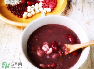 寶寶可以吃臘八粥嗎？寶寶多大可以吃臘八粥？