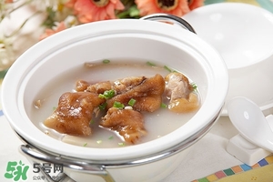 臘豬腳燉什么好吃？臘豬蹄燉什么好吃？