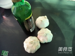 臘八蒜用什么蒜？臘八蒜用新蒜還是老蒜？