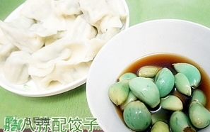 臘八蒜發(fā)芽了可以吃嗎？發(fā)芽的蒜可以做臘八蒜嗎