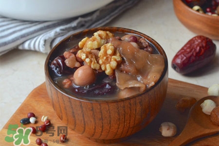 孕婦可以吃臘八飯嗎？臘八飯?jiān)袐D用料講究多