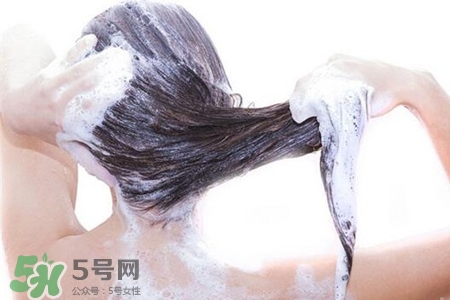 冬天洗澡用什么取暖？冬天浴室用暖風機好嗎？