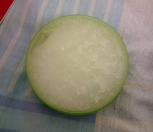 護(hù)膚品凍了還能用嗎？化妝品凍成冰了還能用嗎？