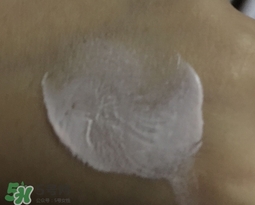 瓷肌適合什么膚質(zhì)？瓷肌適合油性肌膚敏感肌膚嗎？