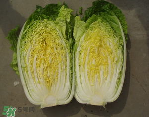 白菜葉子上的小黑點是什么？白菜葉子上有黑點能吃嗎？