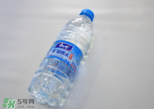 礦泉水打開后幾天不能喝？礦泉水打開后能放幾天？