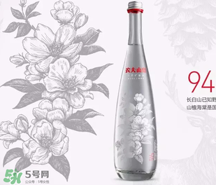 礦泉水會過期嗎？礦泉水過期了還能喝嗎？