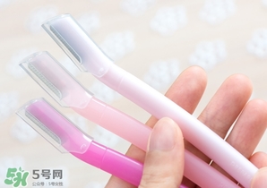 修眉刀怎么用？修眉刀使用方法圖解
