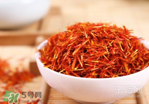 高血脂泡腳用什么藥好？高血脂用什么藥泡腳？
