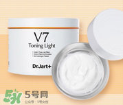 用素顏霜前打隔離霜嗎？用素顏霜之前要用隔離霜嗎