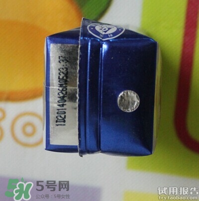 純甄和安慕希哪個好？純甄和安慕希酸奶哪個好喝？