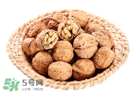 乙肝小三陽(yáng)可以吃核桃嗎？乙肝大三陽(yáng)可以吃核桃嗎？