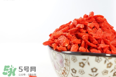有乙肝能吃枸杞嗎？乙肝病人可以吃枸杞嗎？
