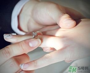 臘月可以訂婚嗎？臘月訂婚好不好？