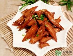 雞翅尖烤箱烤多久？雞翅尖怎么烤箱烤？