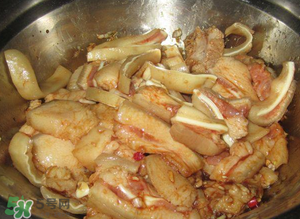 豬耳朵怎么腌制？腌豬耳朵的做法大全