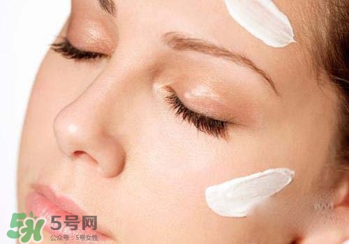 妝前乳是乳液嗎？妝前乳和乳液的區(qū)別