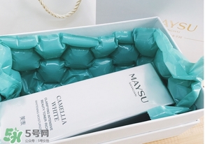 美容液是精華液嗎？美容液和精華液的區(qū)別