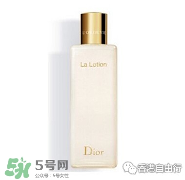 美容液是爽膚水嗎？美容液和爽膚水的區(qū)別